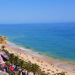 דירה Oura Ocean Front אלבופיירה