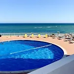 Oura Ocean Front * אלבופיירה