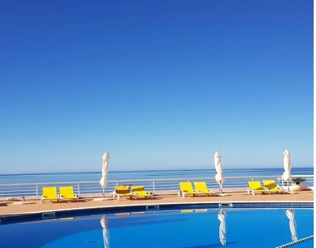 Apartman Oura Ocean Front *