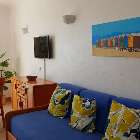 Oura Ocean Front Apartment *