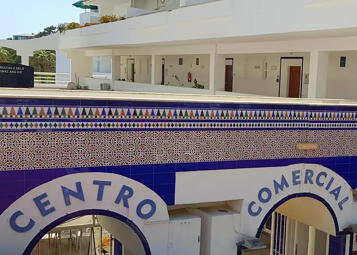 Oura Ocean Front Appartamento *